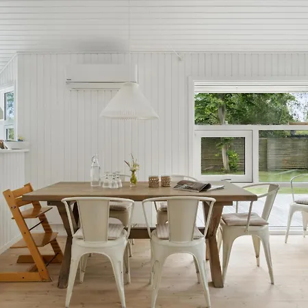 Prázdninový dům 4 Bedroom Gorgeous In Hornbæk